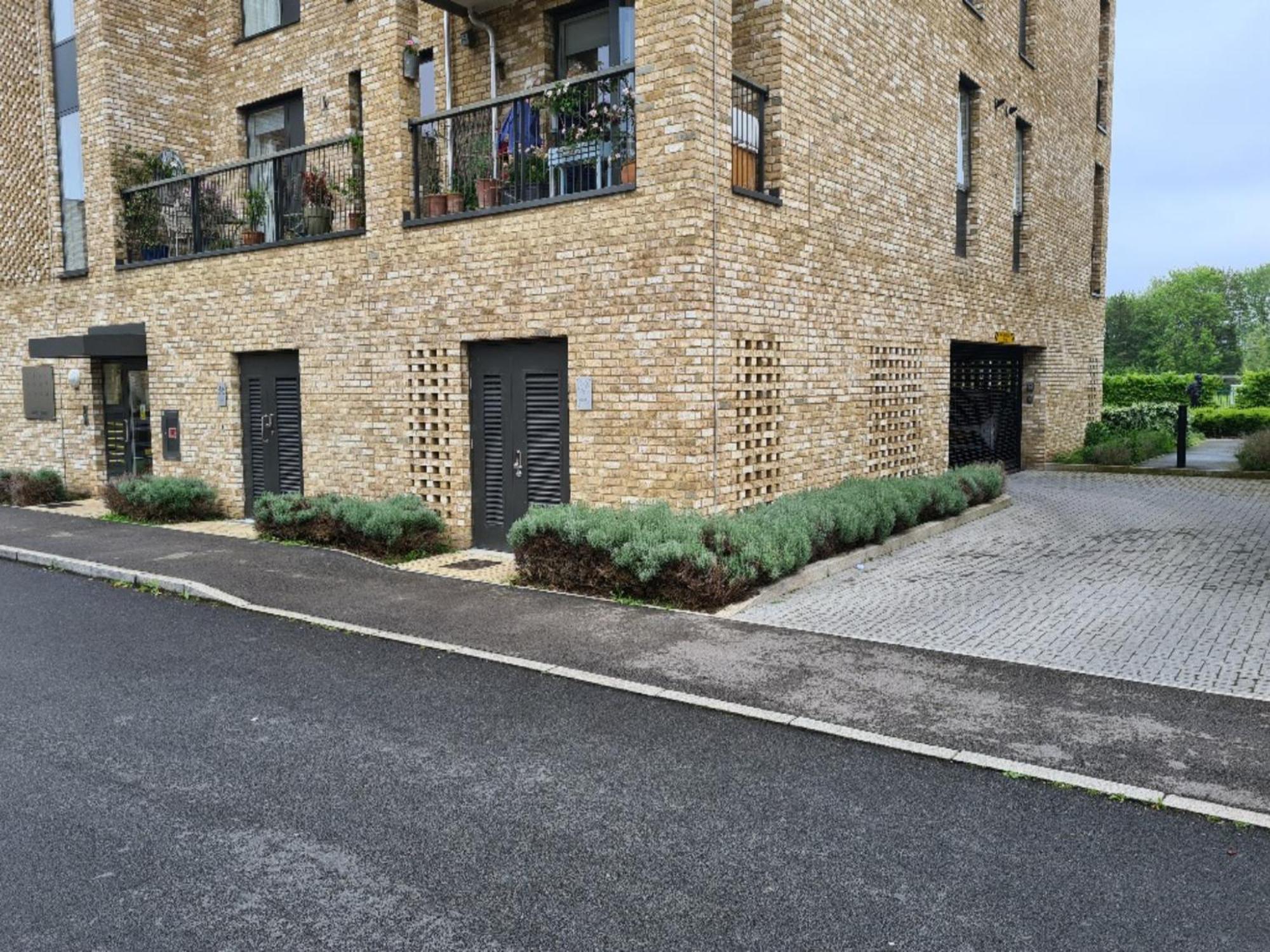 Pass The Keys Stunning And Spacious Modern Flat - Own Car Park CBG Buitenkant foto