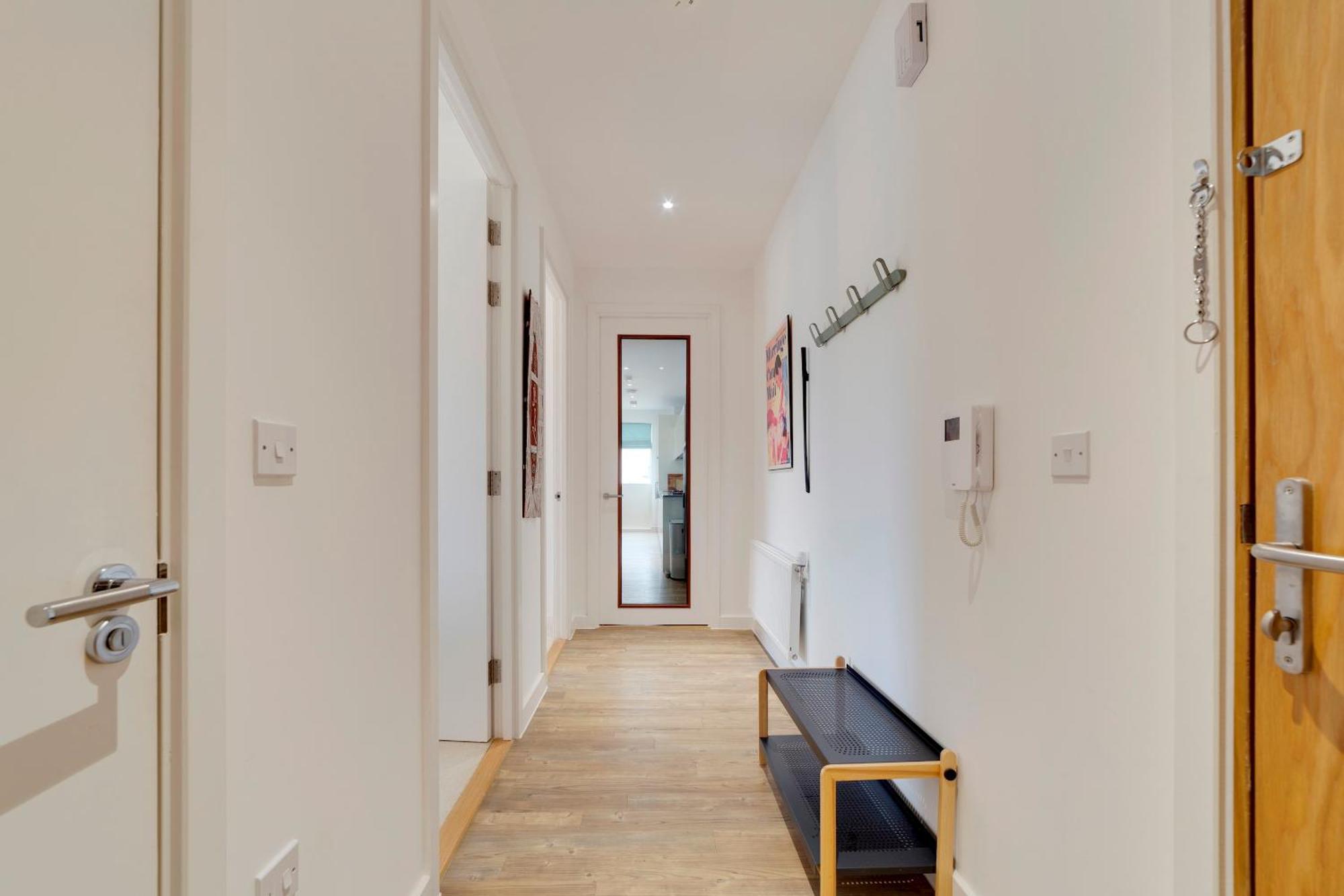 Pass The Keys Stunning And Spacious Modern Flat - Own Car Park CBG Buitenkant foto