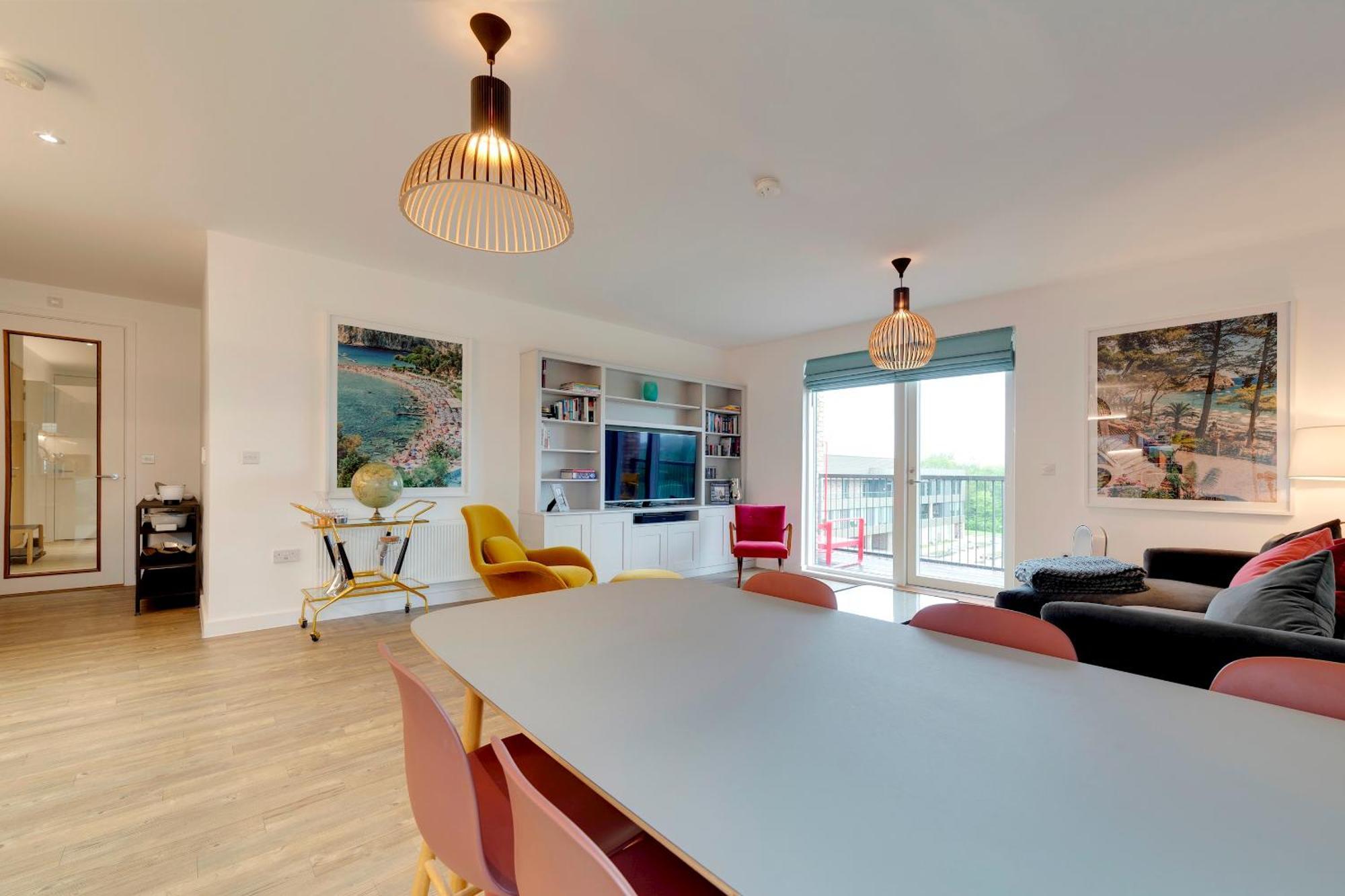 Pass The Keys Stunning And Spacious Modern Flat - Own Car Park CBG Buitenkant foto